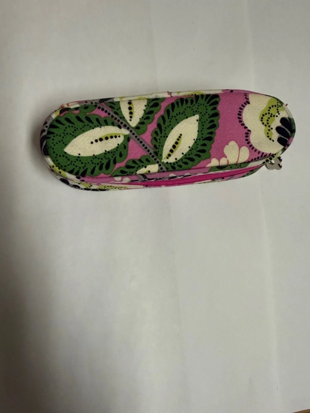NWOT Vera Bradley Priscilla Pink Retired Floral Zip Small Glasses Optical Case